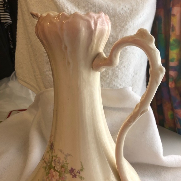 Vintage ivory and pink ceramic ornate pitcher shabby chic - Picture 8 of 15